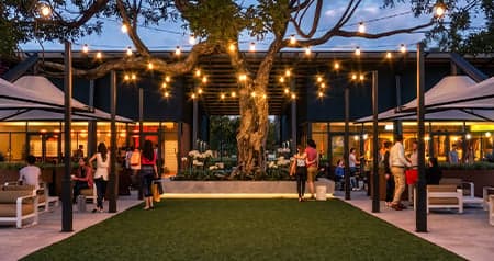 Gathering & Retail Area